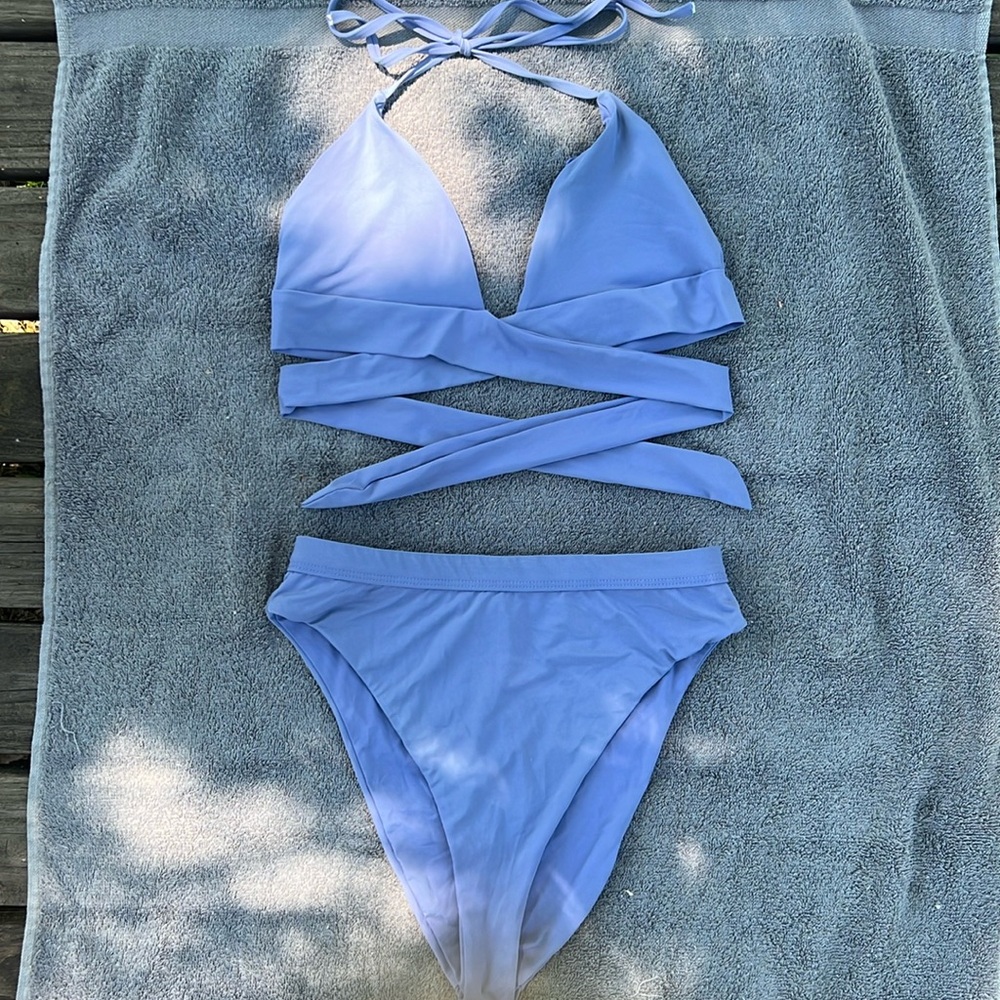 Dippin Daisy’s bikini top